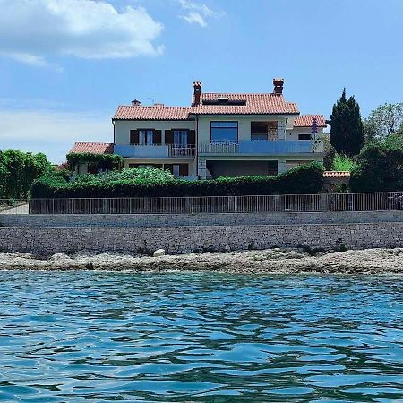 Apartmaji Pri Bosi Nogi Izola Esterno foto