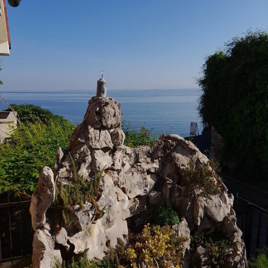 Apartmaji Pri Bosi Nogi Izola Esterno foto