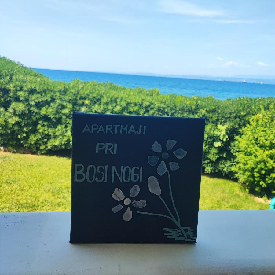 Apartmaji Pri Bosi Nogi Izola Esterno foto