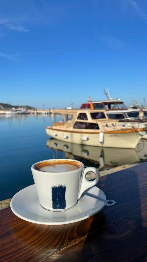 Apartmaji Pri Bosi Nogi Izola Esterno foto